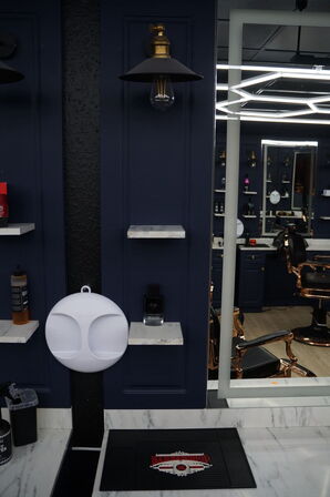 Arbejdsstation Inkl. Diverse frisørartikler