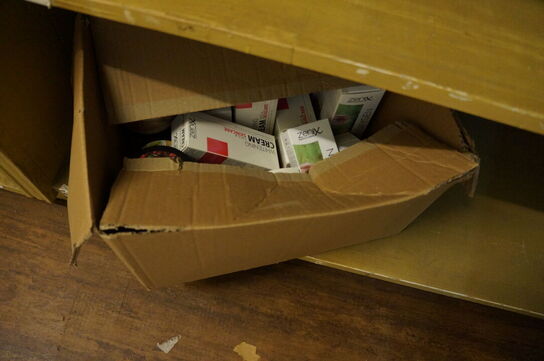 Diverse frisørartikler