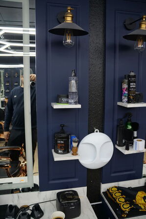 Arbejdsstation Inkl. Diverse frisørartikler