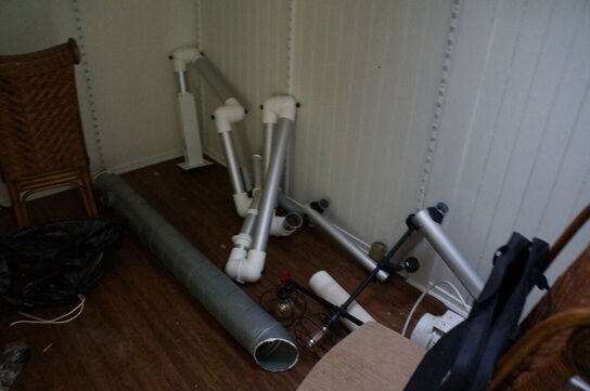 Indhold i rum af diverse udsugningsarme, m.v.