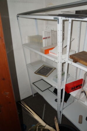 Lagerreoler med indhold