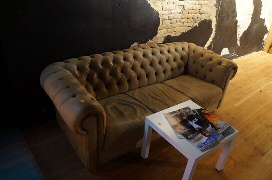 2 stk. sofaer & 2 stk. borde