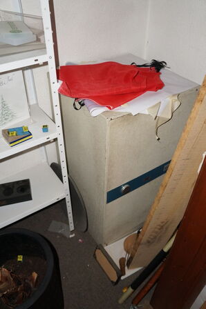 Lagerreoler med indhold