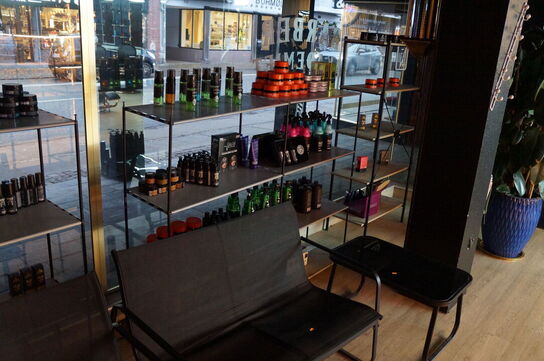 4 stk. salgsreoler uden indhold