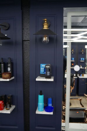 Arbejdsstation Inkl. Diverse frisørartikler