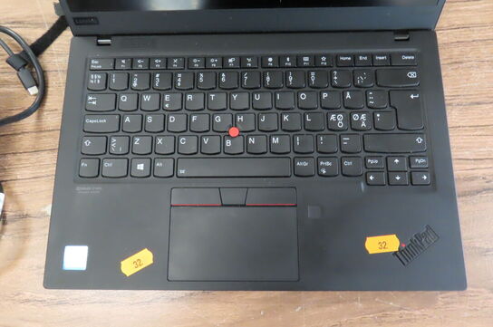 Bærbar computer LENOVO X1 CARBON