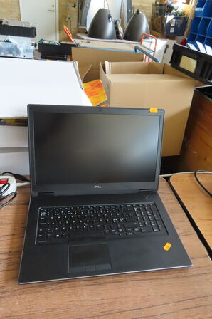 Bærbar computer DELL DELL PRECISION 7730