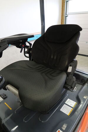 El-gaffeltruck TOYOTA 8FBET16 (Årgang 2013)