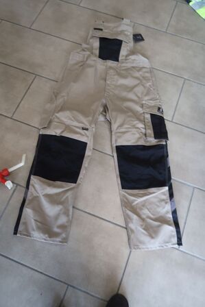 1 par overalls str. C52