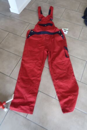 1 par overalls str. C56