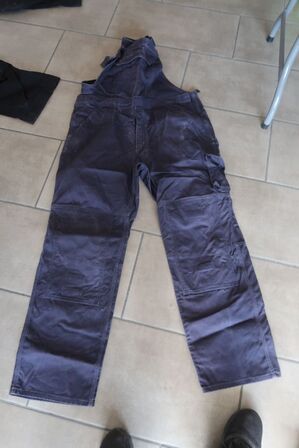 1 par overalls str. C56