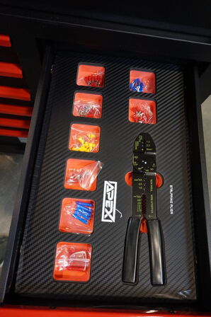 APEX Tool Professional Toolcart med arb. bord og overskabe 