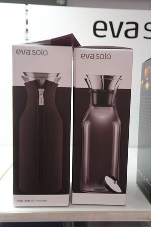 2 stk. Eva Solo Køleskabskaraffel 1L Chocolate
