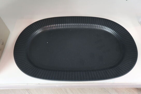 Eva Trio Legio Nova black serveringsfad 37 x 25 cm