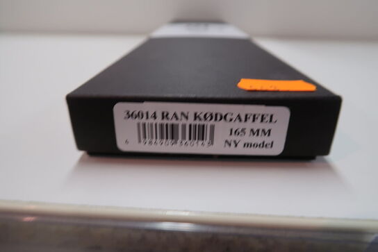 Yaxell Ran stegegaffel
