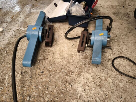 2 stk. hydraulisk cylinder