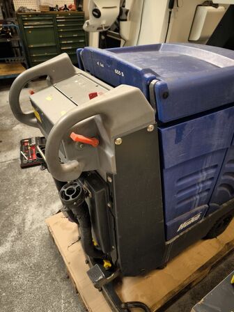 Gulvvaskemaskine HAKO Hakomatic B 655 S