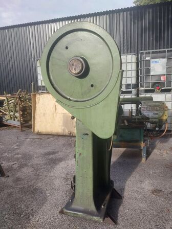 Excenterpresser PMB EP-32 32 ton