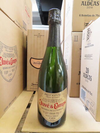12 fl. cava, JUVE & CAMPS, Reserva De La Familia 2016