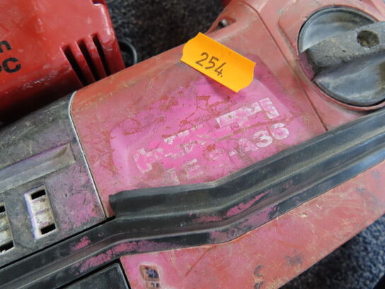Borehammer HILTI TE6 A36 og oplader