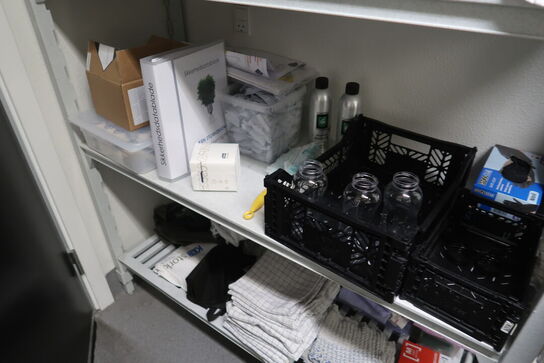 Reol CAMBRO (med indhold)