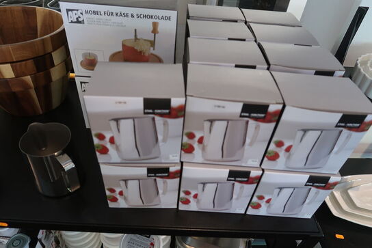 2 stk. reolvogne med indhold