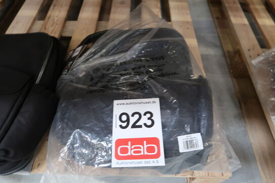 Pusletaske og rejseseng fra Bizzi Growin RucPOD - Chelsea Black