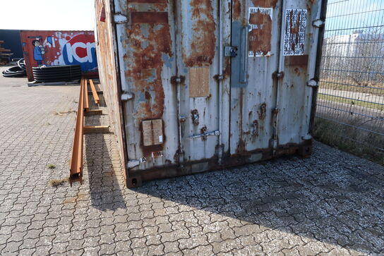 40 fods container uden indhold