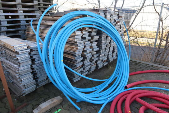 Div. Slanger samt stativ