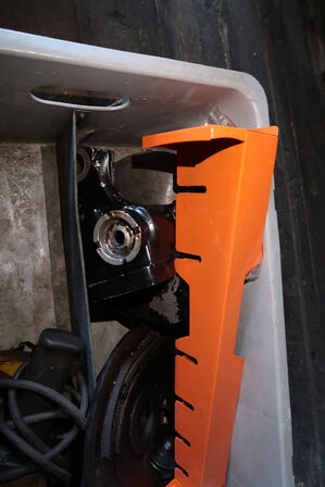 Kasse med div. Værktøj bl.a. afkorter REMS Turbo