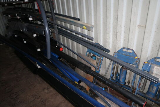 Grenreol med div. Varelager