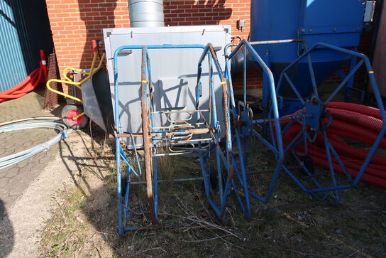 2 stk. afrullerstativer