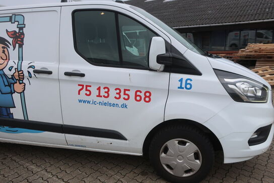 Varebil FORD Transit Custom Van 2.0tdci - Fwd (130 Hk) Kassevogn Fwd M6