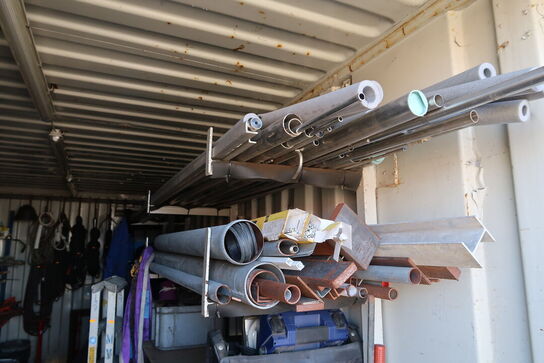 Div. Nedløbsrør, jern m.m.