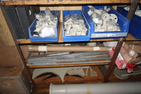 4 stk. lagerreoler med div. Varelager og reservedele