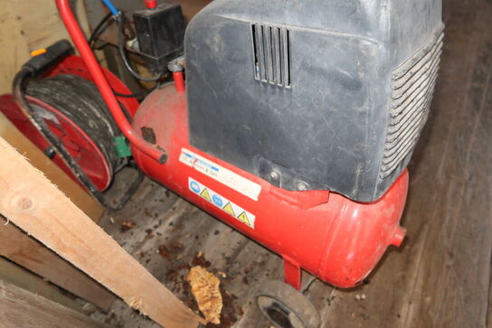 Kompressor NUAIR OM195-24 CM1,5 CE samt kabeltromle