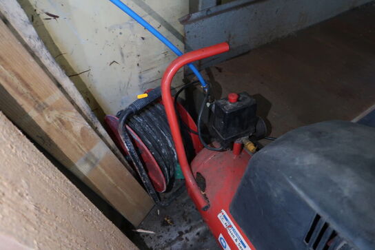 Kompressor NUAIR OM195-24 CM1,5 CE samt kabeltromle