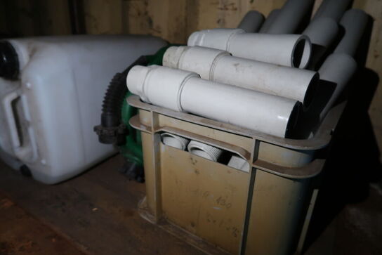 Grenreol med div. Tagrender, rør m.m.