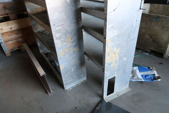 Reolopbygning til bil