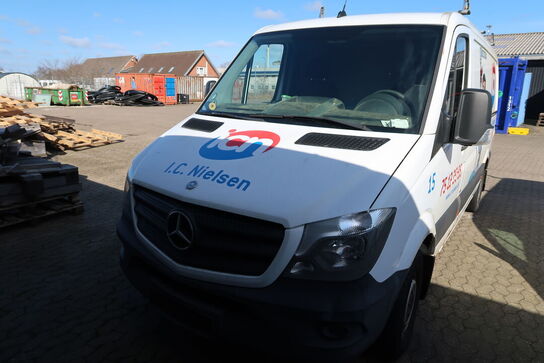Varebil MERCEDES-BENZ Sprinter 316 CDI Kassevogn