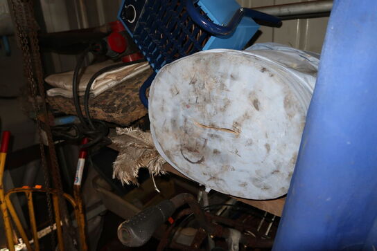 Div. Nedløbsrør, jern m.m.