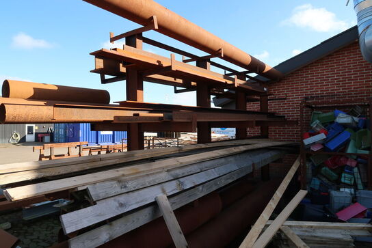 Grenreol med div. Jern