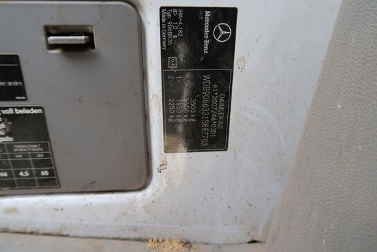 Varebil MERCEDES-BENZ Sprinter 316 CDI Kassevogn