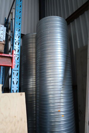 2 stk. udsugningsrør