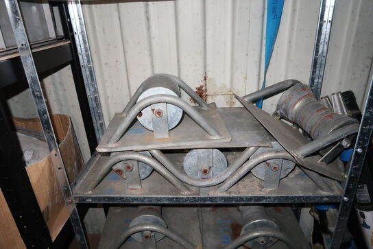 Lagerreol med div. Afrullere