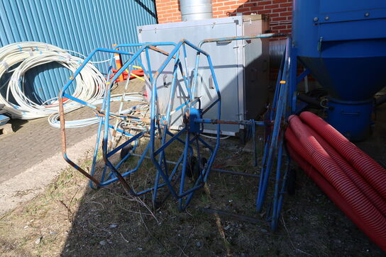 2 stk. afrullerstativer