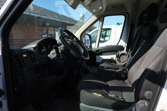 Varebil FIAT Ducato 2.3 Mjt 130 Kassevogn