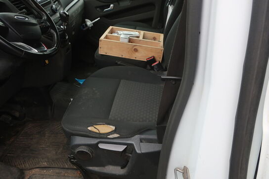 Varebil FORD Transit Custom Van 2.0tdci - Fwd (130 Hk) Kassevogn Fwd M6