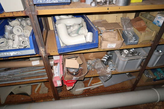 4 stk. lagerreoler med div. Varelager og reservedele