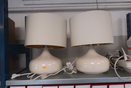 2 Stk. Bordlamper
